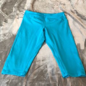 Zella Live-in Leggings (Crops)- M